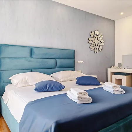 Kasa Rooms 2-3